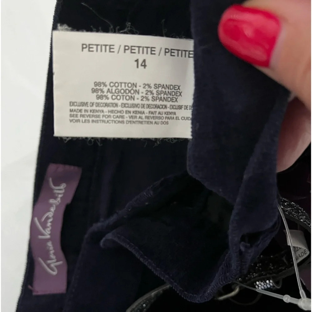 Gloria Vanderbilt blue corduroy. Size 14 petite. - Picture 5 of 7